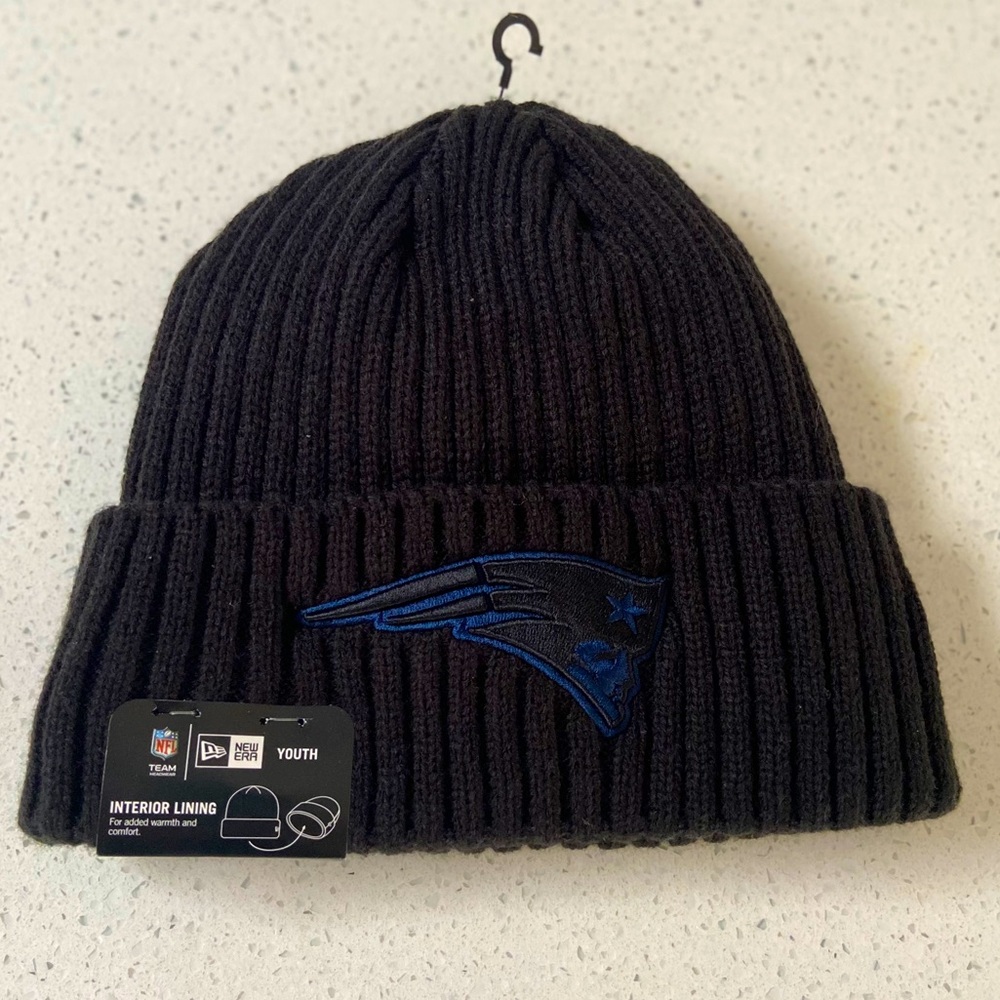 NWT Youth Patriots Hat, Black and Blue